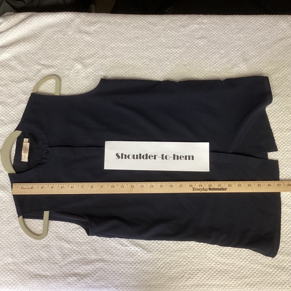 Tory Burch Sleeveless Top Button Down Collared Blouse Blue Size 4 Hidden Buttons - Picture 12 of 14